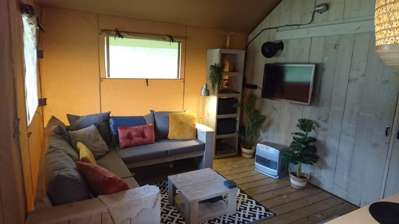 Camping Yn'E Lijte Grou Bagian luar foto
